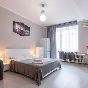 Home-hotel On Maidan Nezalezhnosti Square Апартаменты Киев